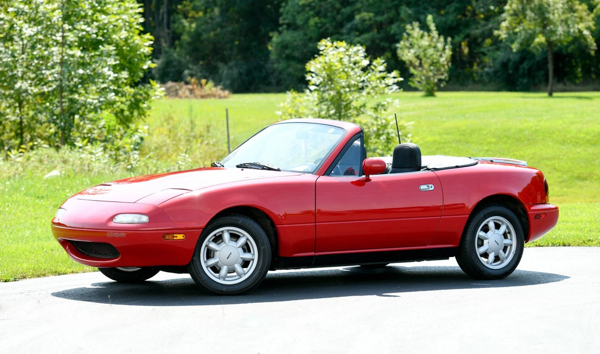 1990 Mazda NA MX-5 Miata - Image 2 of 31