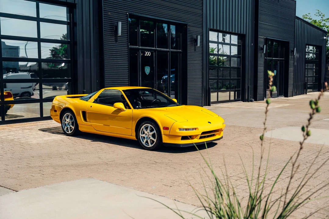 2000 Acura NA2 NSX - Image 8 of 31