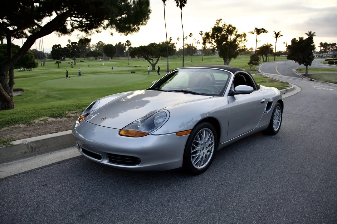 2001 Porsche 986 Boxster S - Image 15 of 31