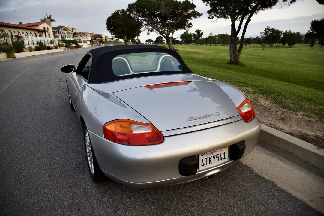 2001 Porsche 986 Boxster S - Image 25 of 31