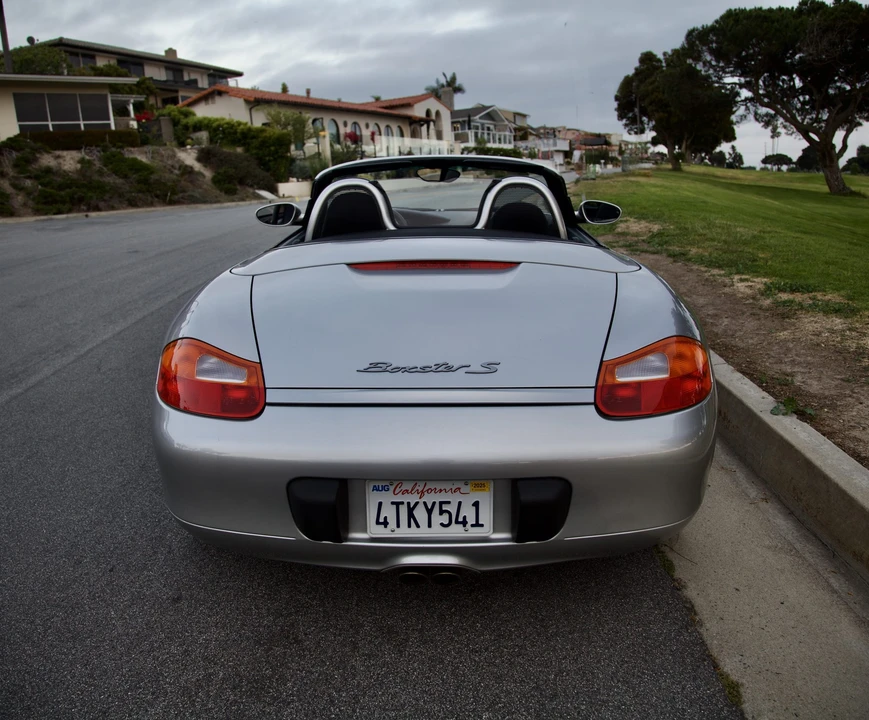 2001 Porsche 986 Boxster S - Image 6 of 31