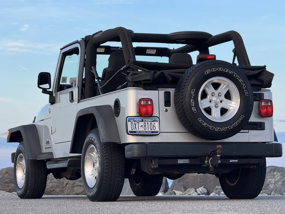 2006 Jeep TJ Wrangler - Image 25 of 31
