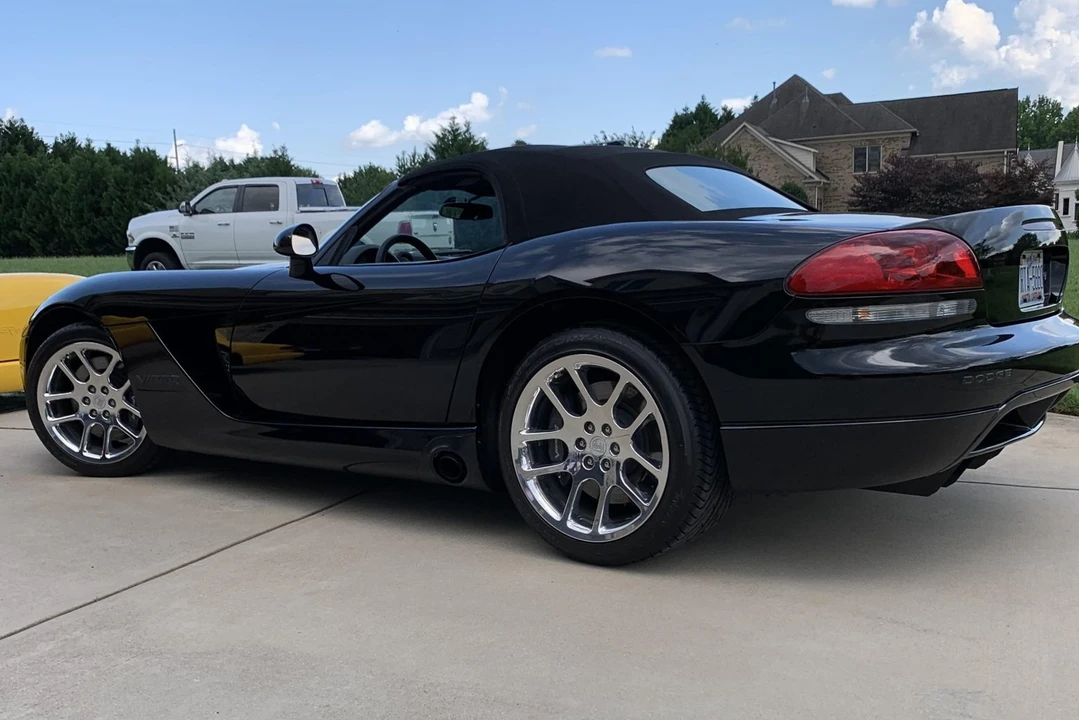 2003 Dodge Viper 3rd Gen - Image 4 of 31