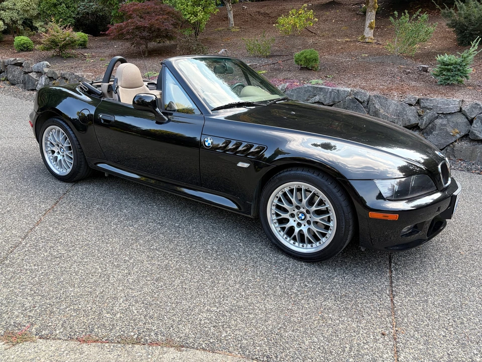 2001 BMW Z3 Roadster - Image 2 of 31