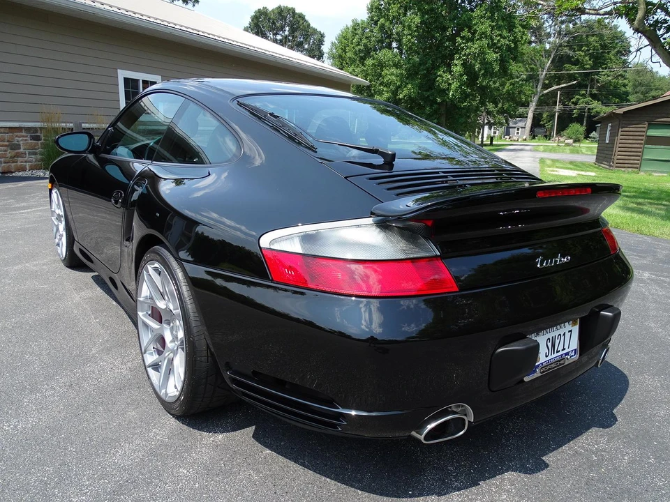 2002 Porsche 996 Turbo - Image 14 of 31