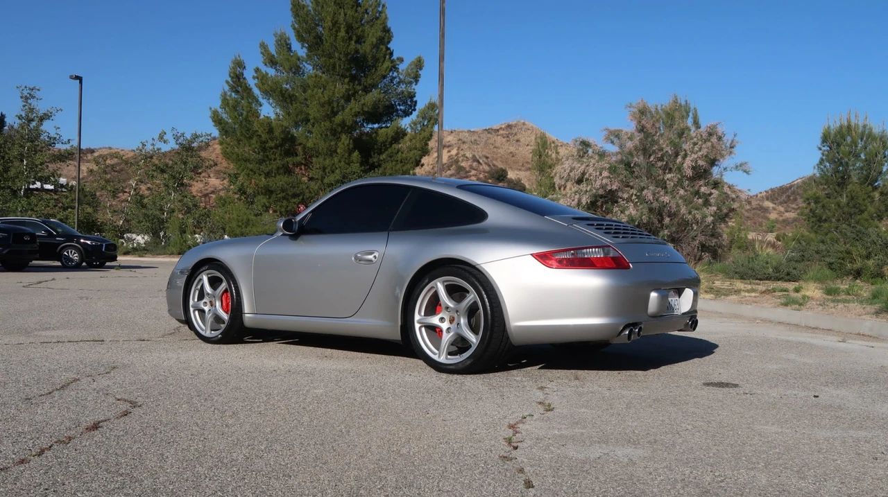 2007 Porsche 997 Carrera S - Image 12 of 31