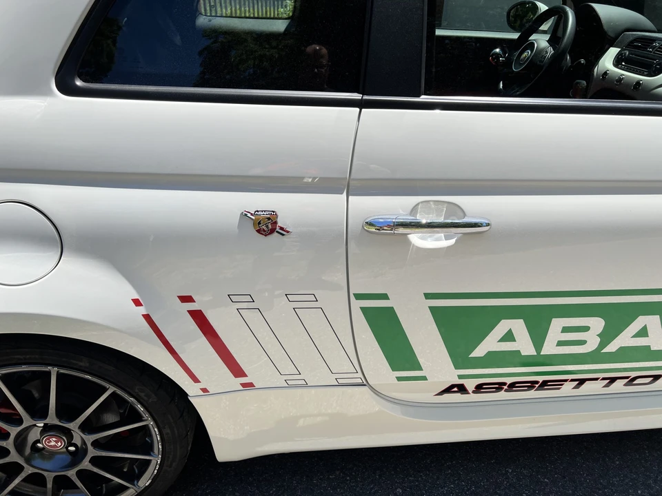 2015 Fiat Abarth 500 - Image 24 of 31