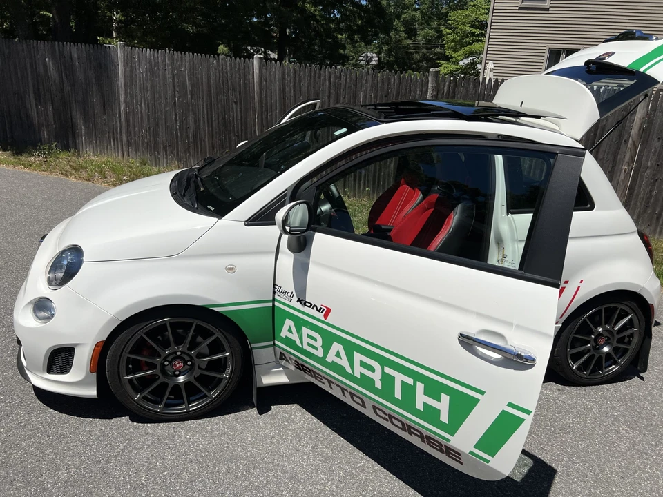 2015 Fiat Abarth 500 - Image 18 of 31