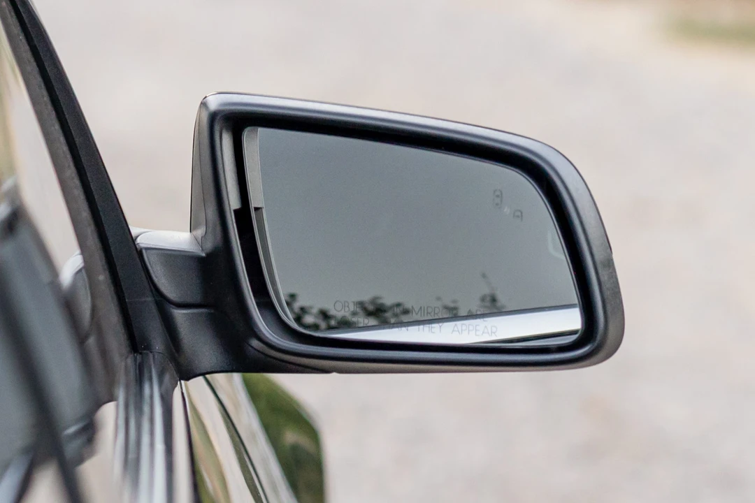 2015 Chevrolet SS - Image 24 of 31