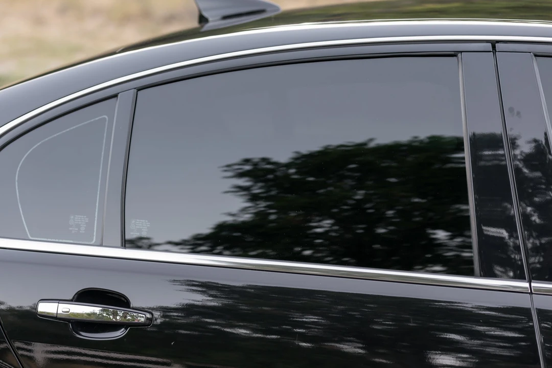 2015 Chevrolet SS - Image 19 of 31