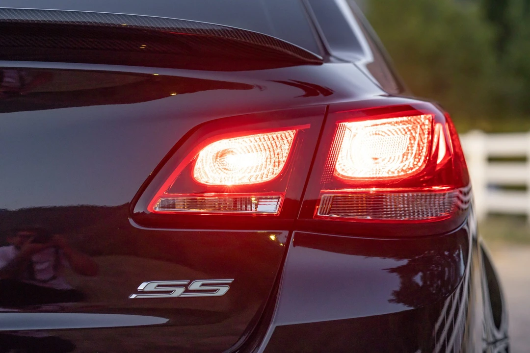 2015 Chevrolet SS - Image 14 of 31