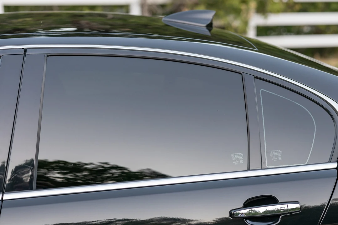 2015 Chevrolet SS - Image 18 of 31