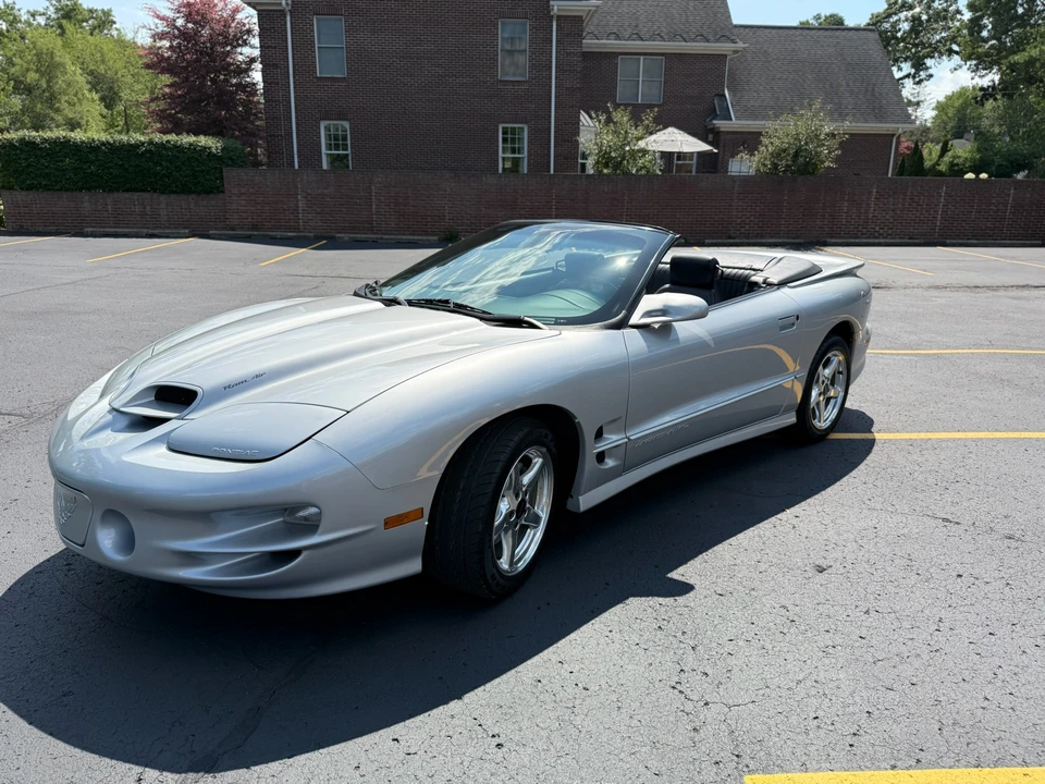 2000 Pontiac Firebird Trans Am 4th Gen - Image 2 of 31
