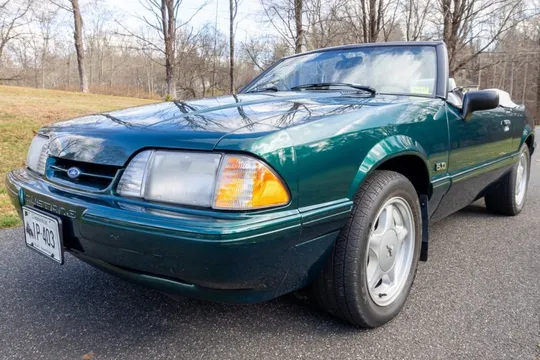 1992 Ford Mustang LX 5.0 Convertible