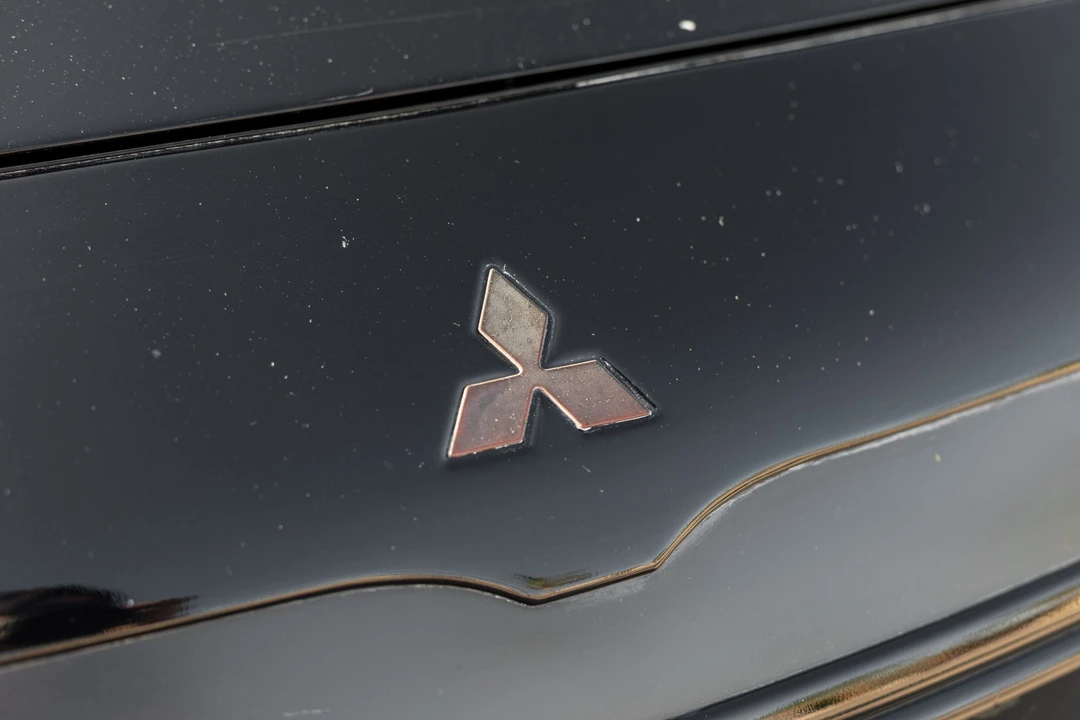 1992 Mitsubishi 3000GT Series 1 - Image 28 of 31