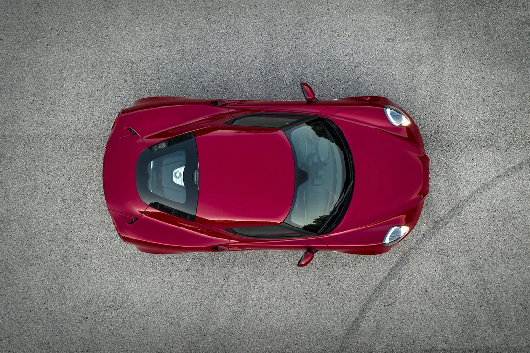 2018 Alfa Romeo 4C Coupe - Image 13 of 31