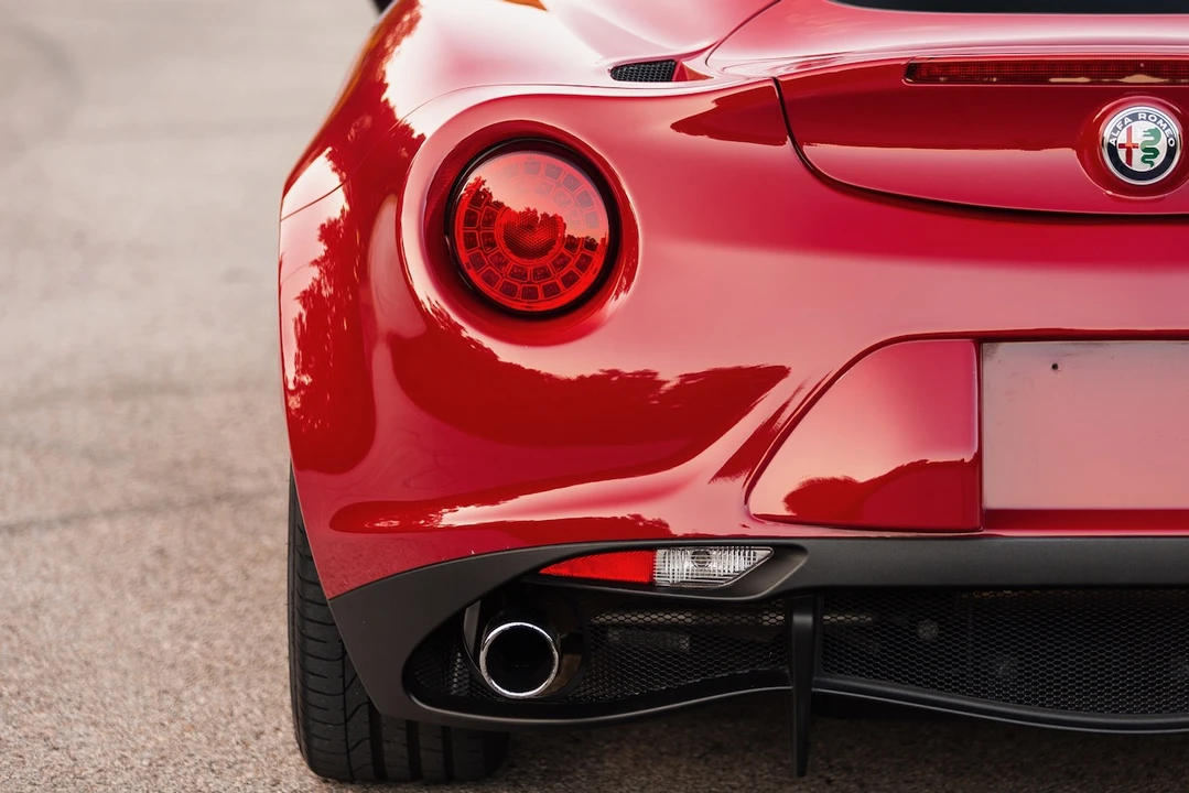 2018 Alfa Romeo 4C Coupe - Image 29 of 31