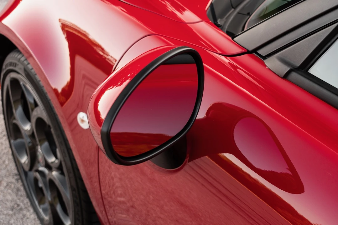 2018 Alfa Romeo 4C Coupe - Image 24 of 31