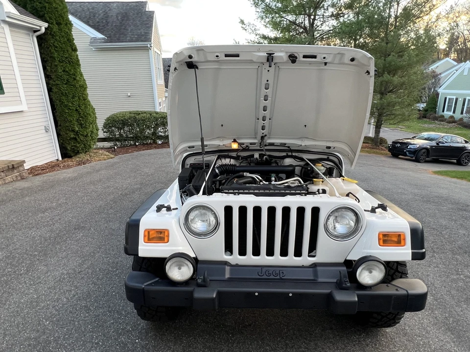 2005 Jeep TJ Wrangler - Image 17 of 31