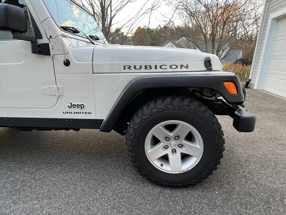 2005 Jeep TJ Wrangler - Image 28 of 31