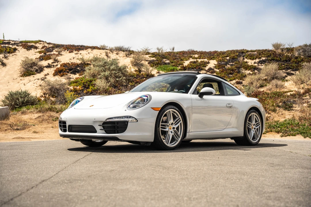 2015 Porsche 991 Carrera - Image 2 of 31