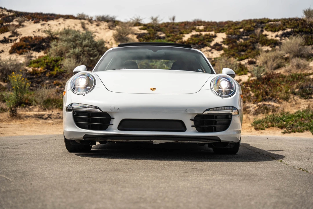 2015 Porsche 991 Carrera - Image 8 of 31