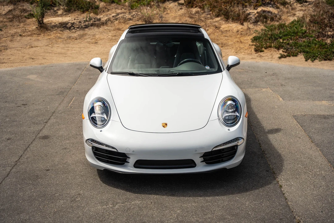 2015 Porsche 991 Carrera - Image 10 of 31
