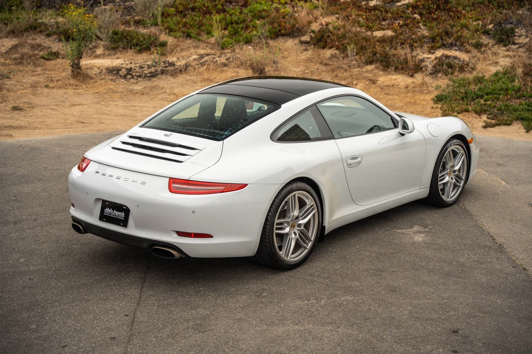 2015 Porsche 991 Carrera - Image 26 of 31
