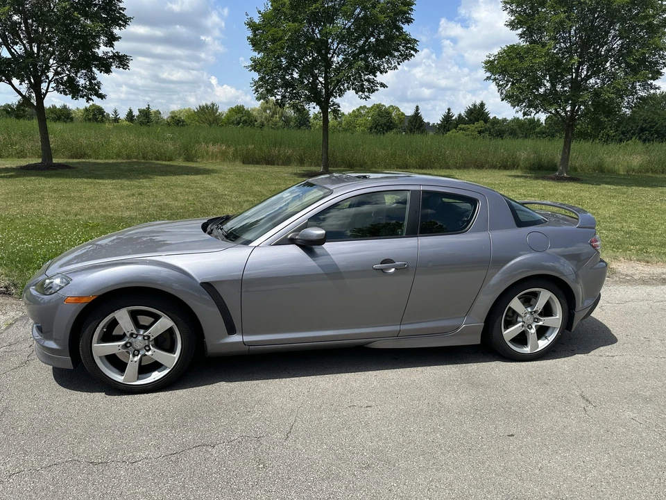 2004 Mazda RX-8 1st Gen - Image 25 of 31