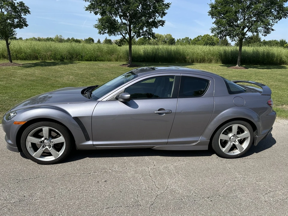 2004 Mazda RX-8 1st Gen - Image 26 of 31