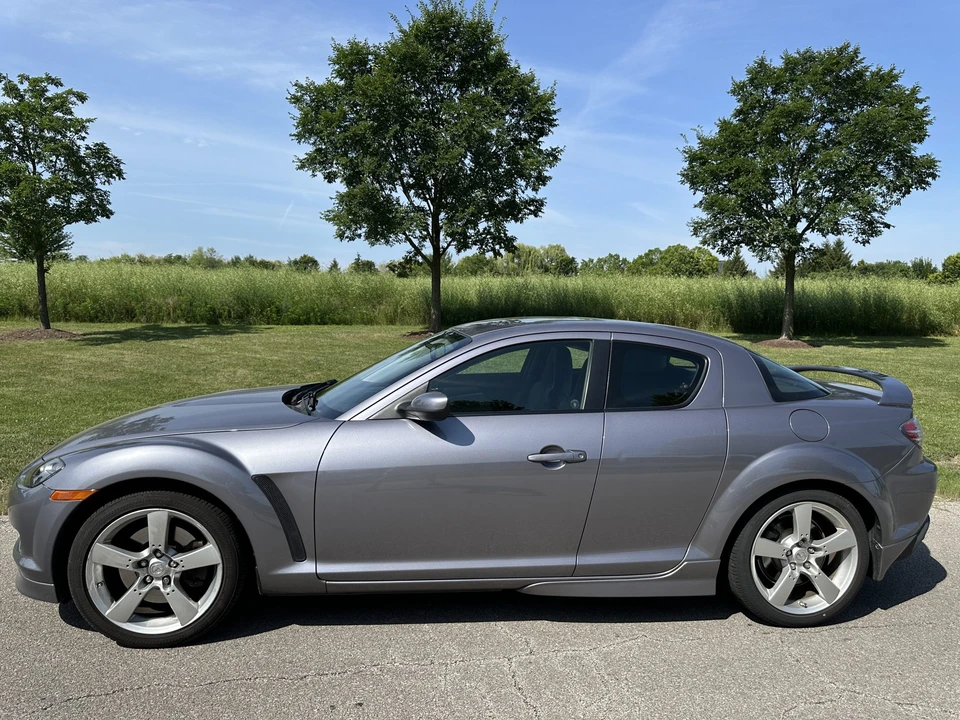2004 Mazda RX-8 1st Gen - Image 27 of 31