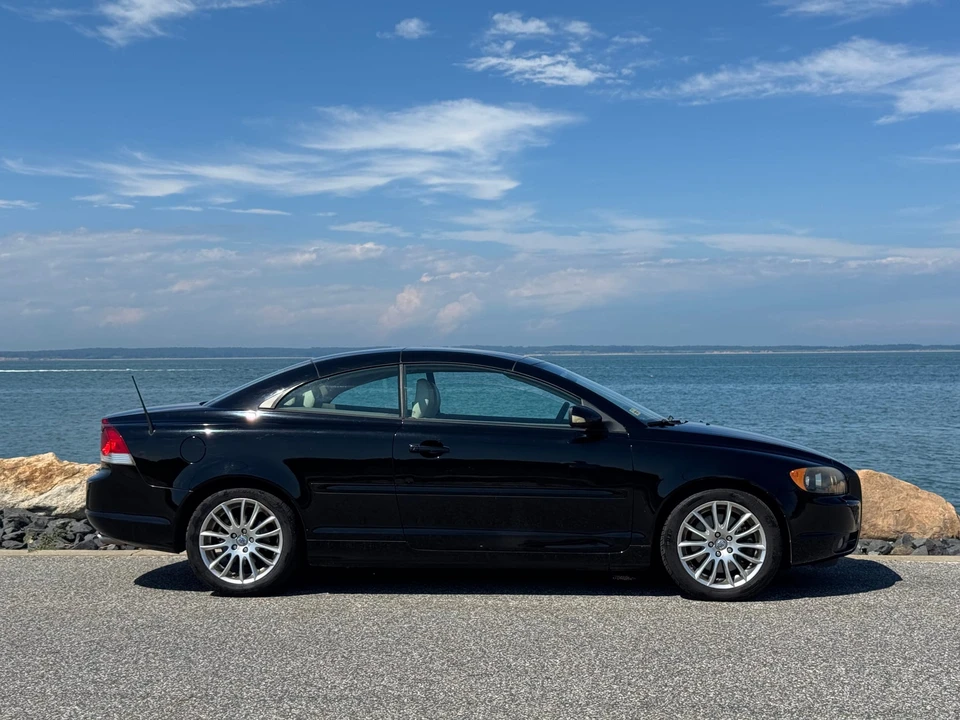 2006 Volvo C70 2nd Gen - Image 9 of 31