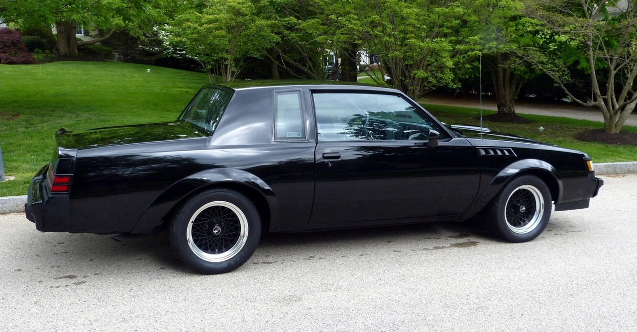 1987 Buick Grand National GNX - Image 4 of 31