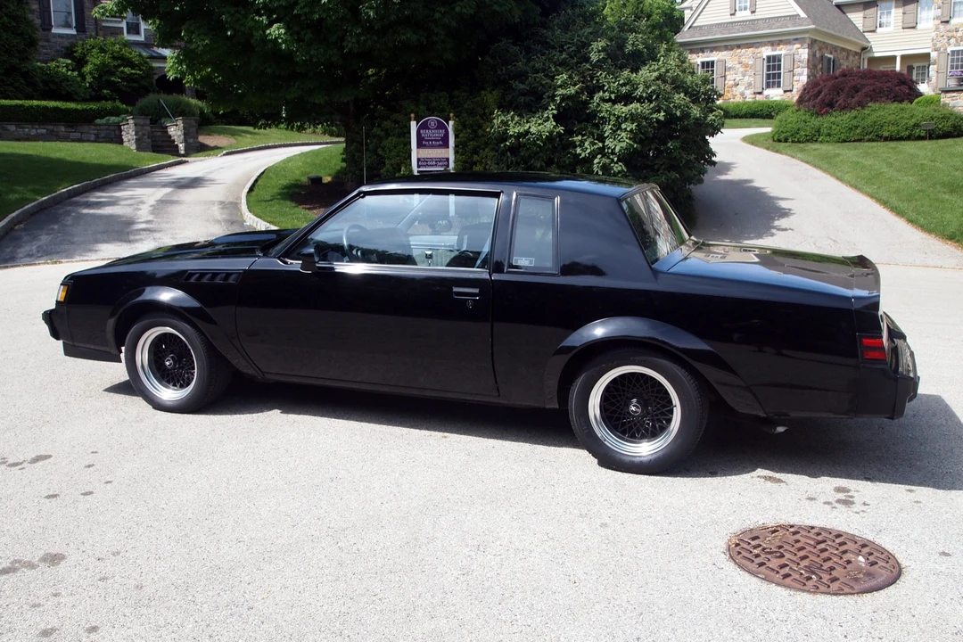 1987 Buick Grand National GNX - Image 17 of 31