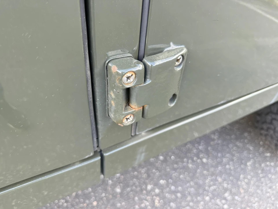1993 Land Rover Defender 110 - Image 18 of 31