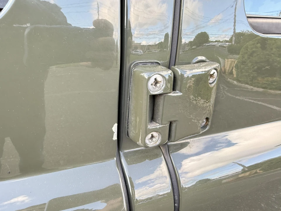 1993 Land Rover Defender 110 - Image 19 of 31
