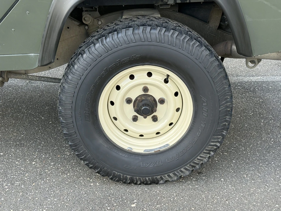 1993 Land Rover Defender 110 - Image 27 of 31