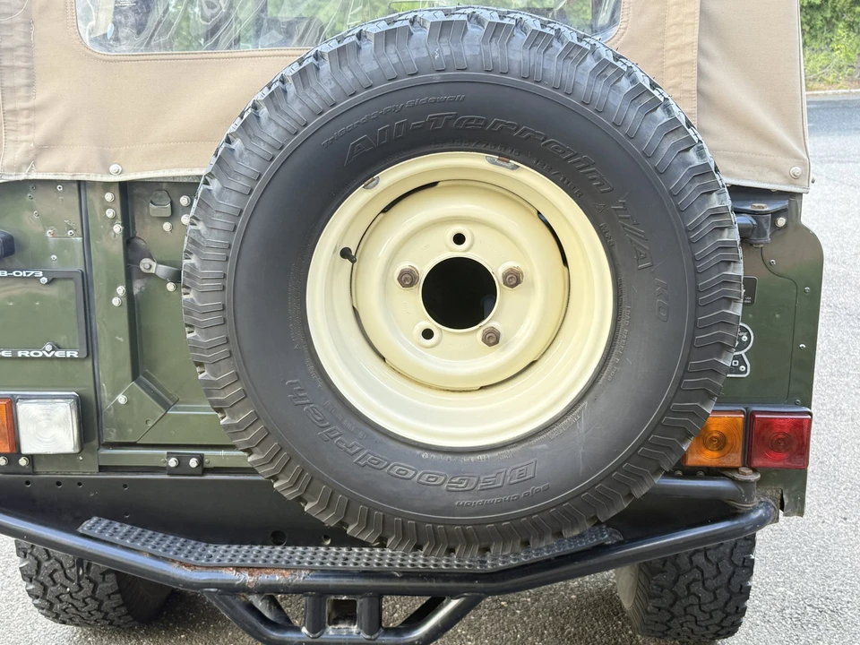 1993 Land Rover Defender 110 - Image 16 of 31