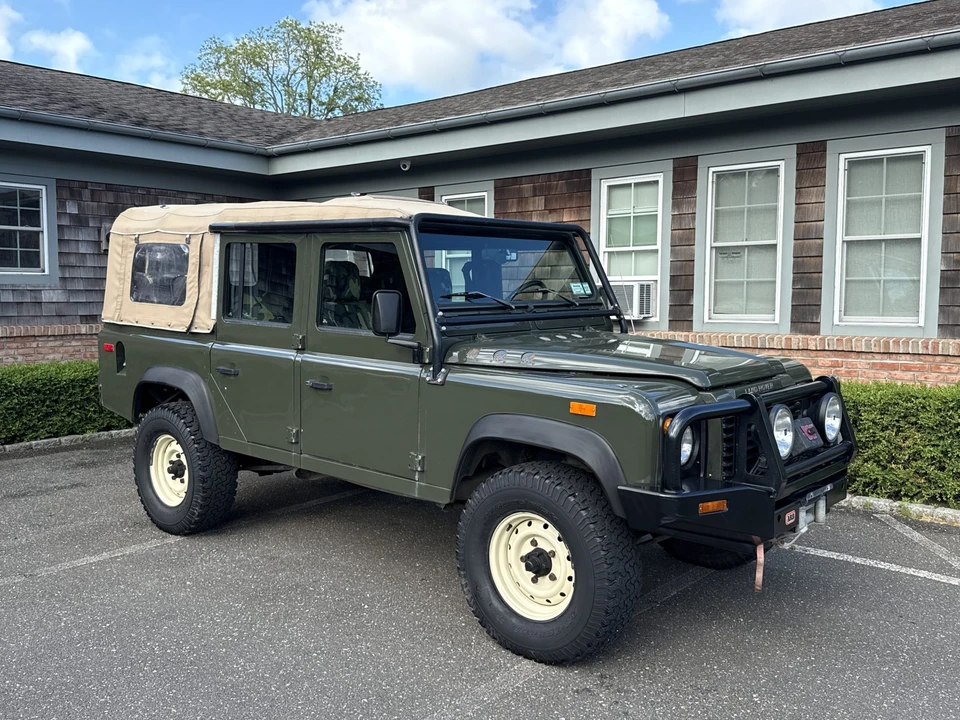 1993 Land Rover Defender 110 - Image 2 of 31