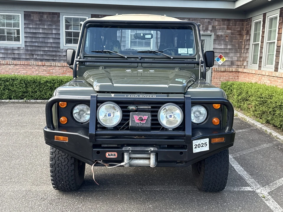 1993 Land Rover Defender 110 - Image 4 of 31
