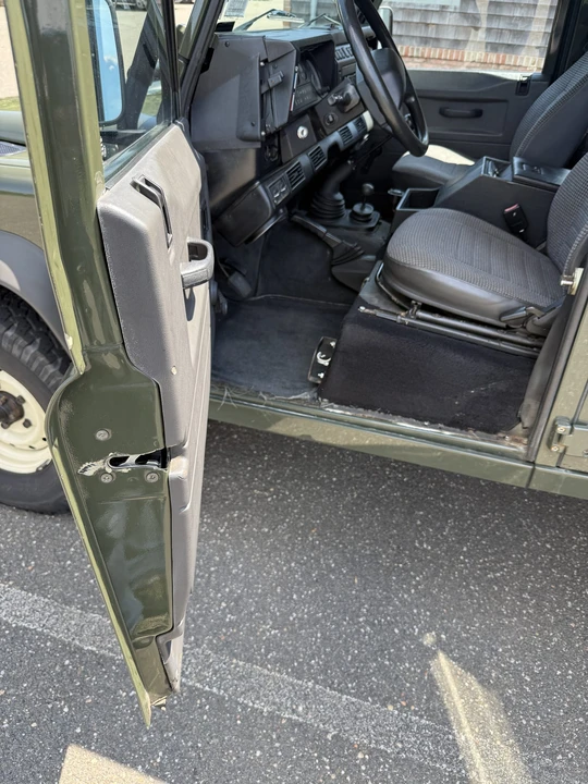 1993 Land Rover Defender 110 - Image 31 of 31