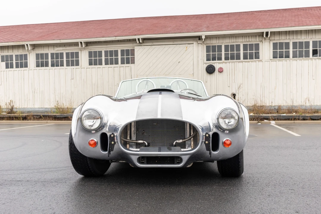 Shelby Cobra Replica - Image 16 of 31