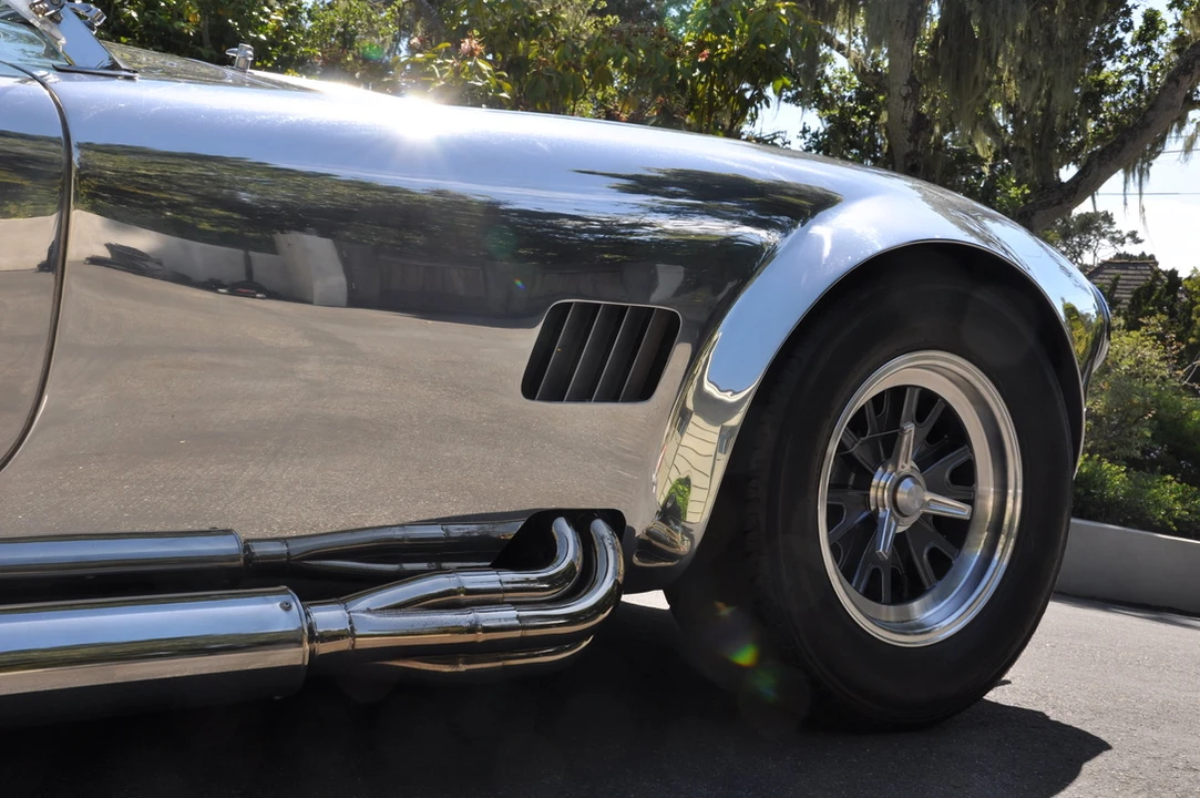 Shelby Cobra Replica - Image 27 of 31