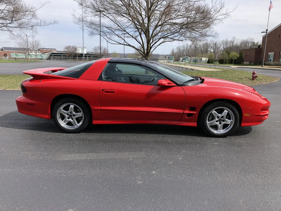 2001 Pontiac Firebird Trans Am 4th Gen - Image 12 of 31