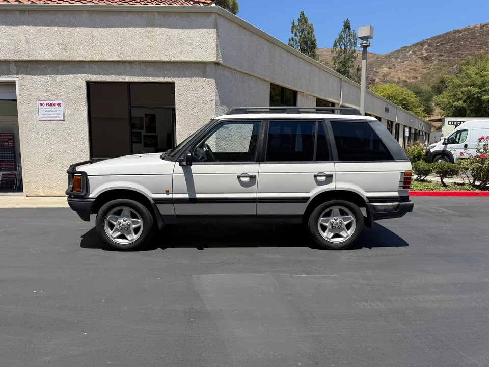 1997 Land Rover Range Rover P38A - Image 9 of 31