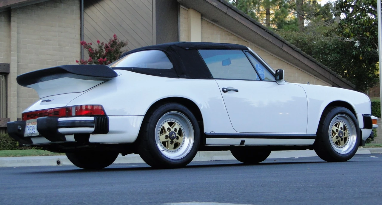 1983 Porsche 911 Carrera SC - Image 14 of 31