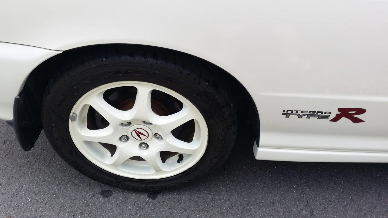 1997 Acura Integra Type R 3rd Gen - Image 13 of 31