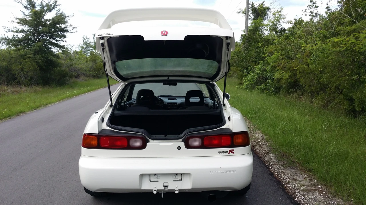 1997 Acura Integra Type R 3rd Gen - Image 17 of 31