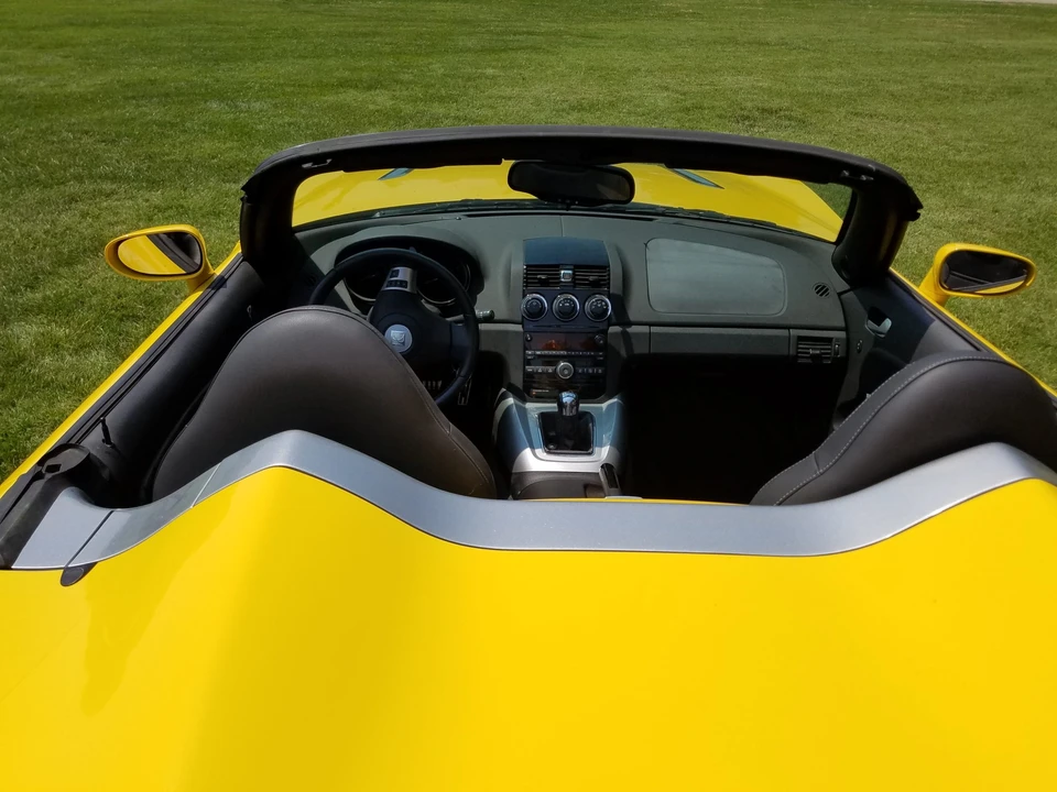 2007 Saturn Sky - Image 15 of 31