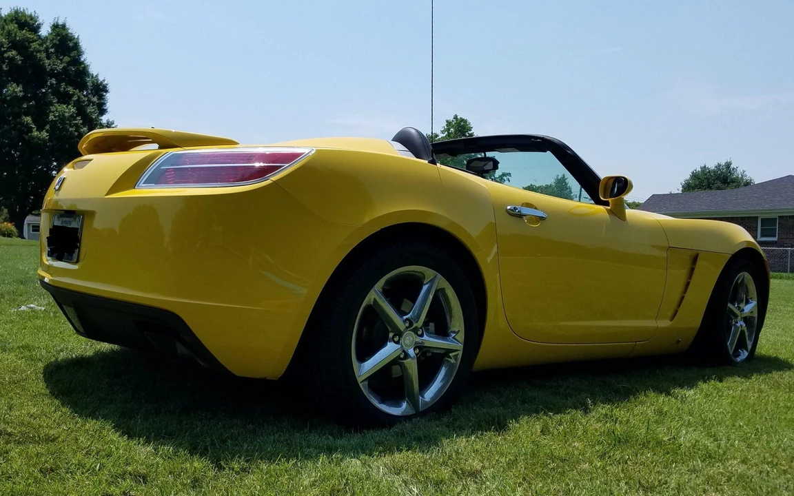 2007 Saturn Sky - Image 12 of 31